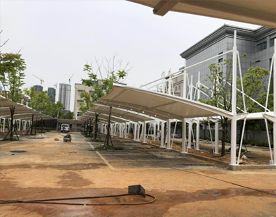 銅陵市中級人民法院膜結(jié)構(gòu)汽車順利竣工