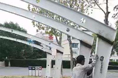 恭賀南京河西新城管委會(huì)三千多平膜結(jié)構(gòu)車棚交付使用