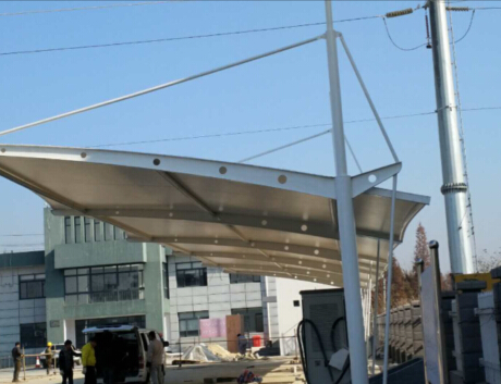 祝賀南京成周電力科技有限公司膜結(jié)構(gòu)車棚竣工